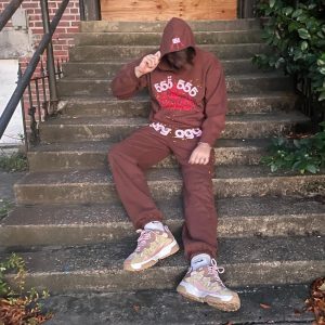 Sp5der Angel Number Hoodie Brown the front side - Photo 3